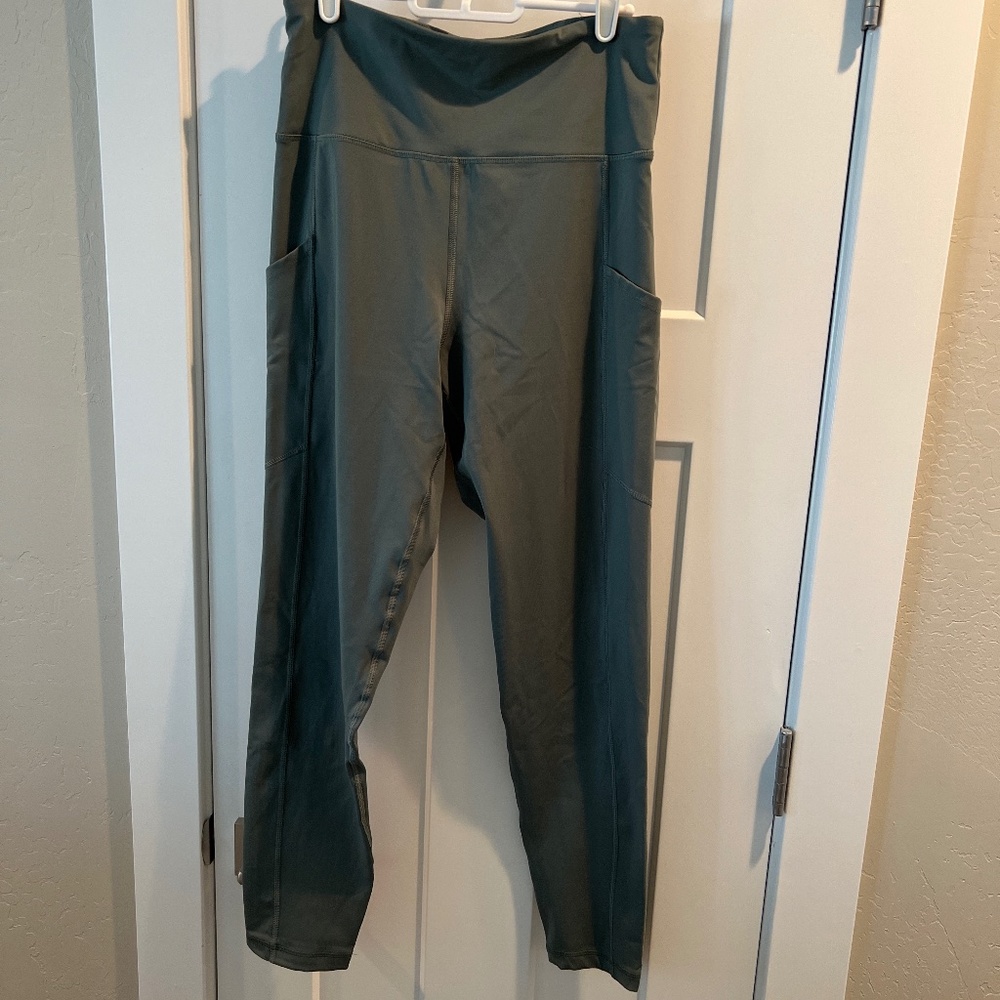 American Eagle Workout Pants